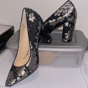 Comfortable Ladies pumps
